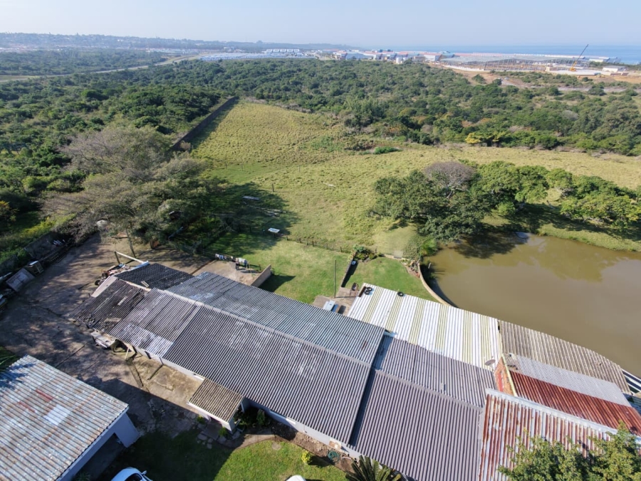 Commercial Property for Sale in Cove Rock Eastern Cape